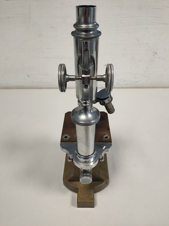 Microscopio D'Epoca in Ottone e Metallo Vintage