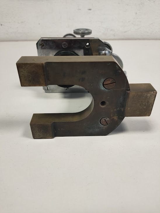 Microscopio D'Epoca in Ottone e Metallo Vintage