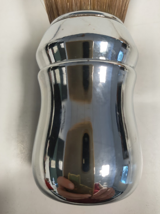 Pennello da Barba "Omega 48" con Manico in Plastica Cromata