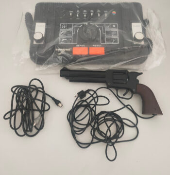 Console Inno-Hit GT-66C con Pistola Vintage del 1977