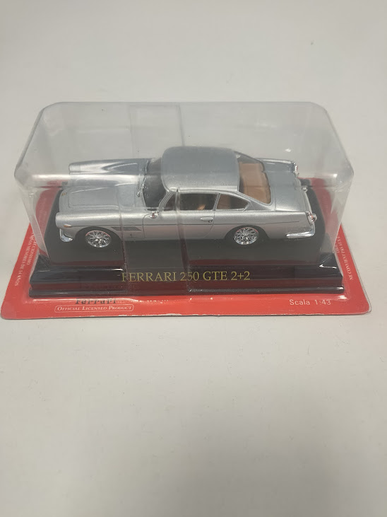 Modellino Ferrari 250 GTE 2+2 Scala 1:43 Vintage Anni '2000