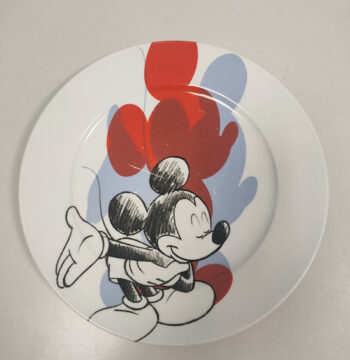 Piatto Piano in Ceramica della Celebre e Storica Collezione Vintage "Walt Disney in Tavola"