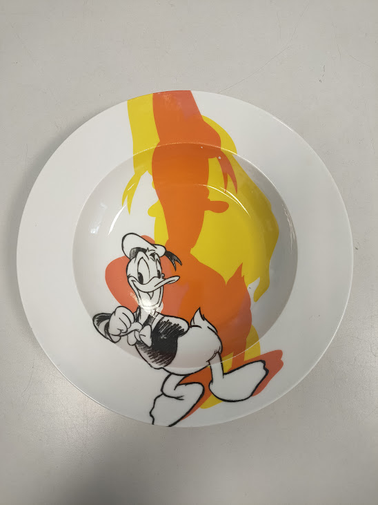 Piatto Fondo in Ceramica della Celebre e Storica Collezione Vintage "Walt Disney in Tavola"