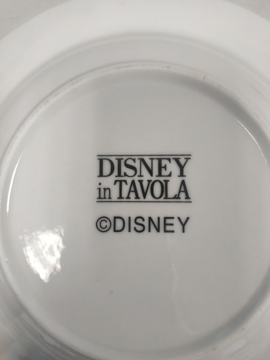Piatto Fondo in Ceramica della Celebre e Storica Collezione Vintage "Walt Disney in Tavola"