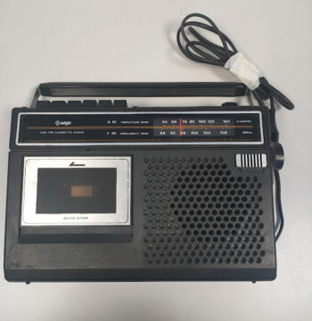 Registratore Radiocassette Portatile "Harvey" AM7FM Vintage Anni 70