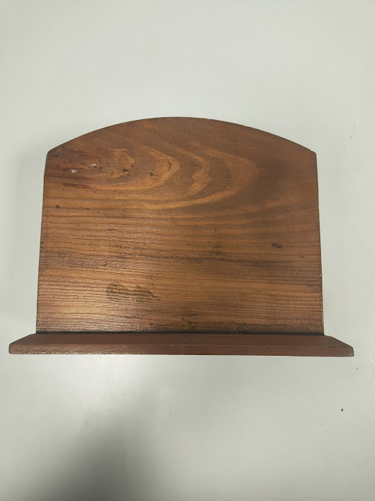 Scatola Vintage in legno a Tema Aeronautico con Marchio "Capt. Jacobs"