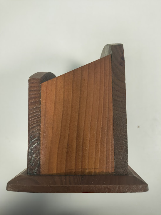 Scatola Vintage in legno a Tema Aeronautico con Marchio "Capt. Jacobs"