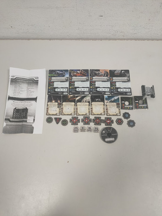 Set di gioco Star Wars X-Wing con Miniatura Espansione Assi Ribelli