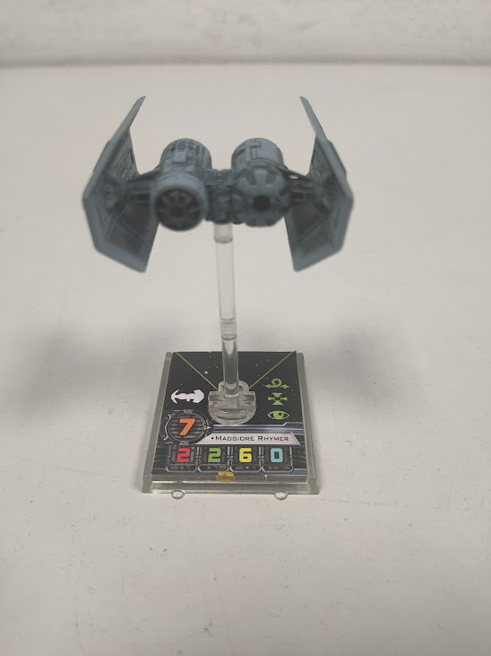 Set di gioco Star Wars X-Wing, con Miniatura del TIE Bomber e Vari Segnalini