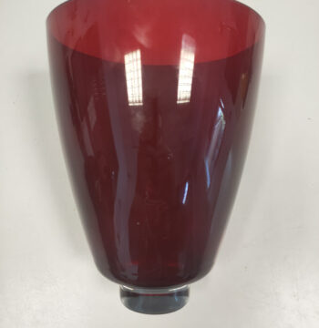 Vaso Decorativo in Vetro di Colore Rosso Rubino Vintage