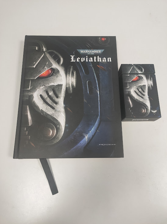 Libro L'Hobby di Warhammer Leviathan più Mazzo di Carte 2023