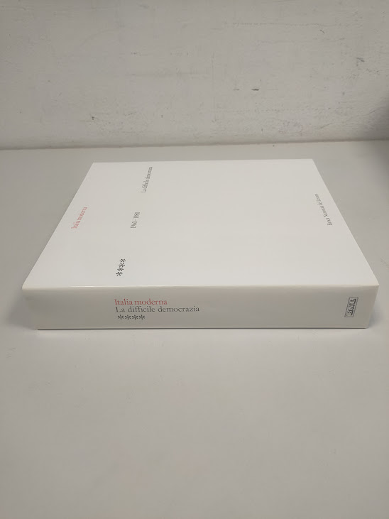 Libro La Difficile Democrazia N°4 1985