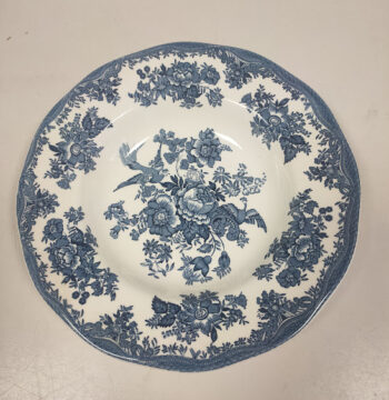 Piatto Enoch Wedgwood con Motivo "Asiatic Pheasants" in Ceramica Blu e Bianca anni 2000