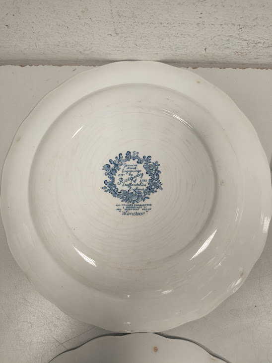 Set 4 Piatti in Ceramica Inglese Decorati con Motivo Windsor Anni '80