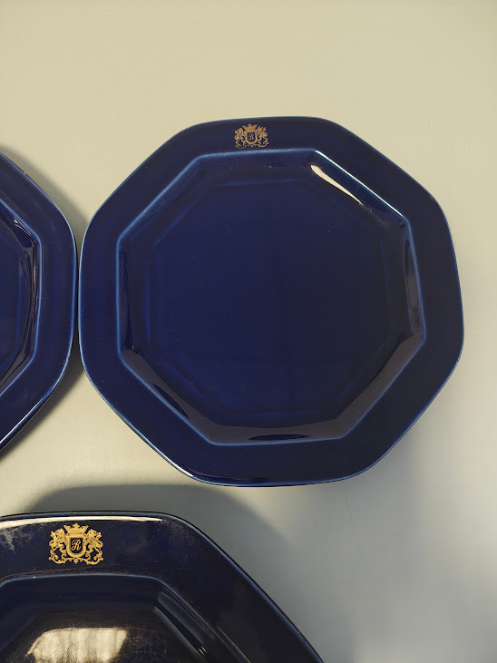 Set 5 Piatti Ottagonali Color Blu Navy Marcati Rothmans Vintage Anni '80