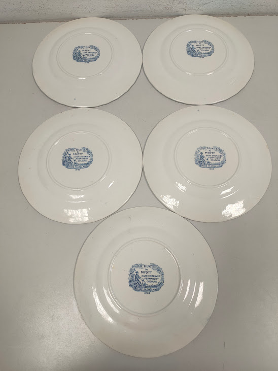 Set 5 Piatti in Ceramica del Modello "The Hunter" Vintage Anni '80