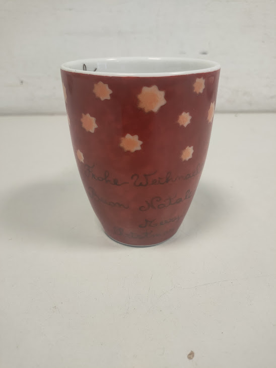 Tazza della "THUN" Realizzata in Porcellana Decorata a Mano con Motivo Natalizio