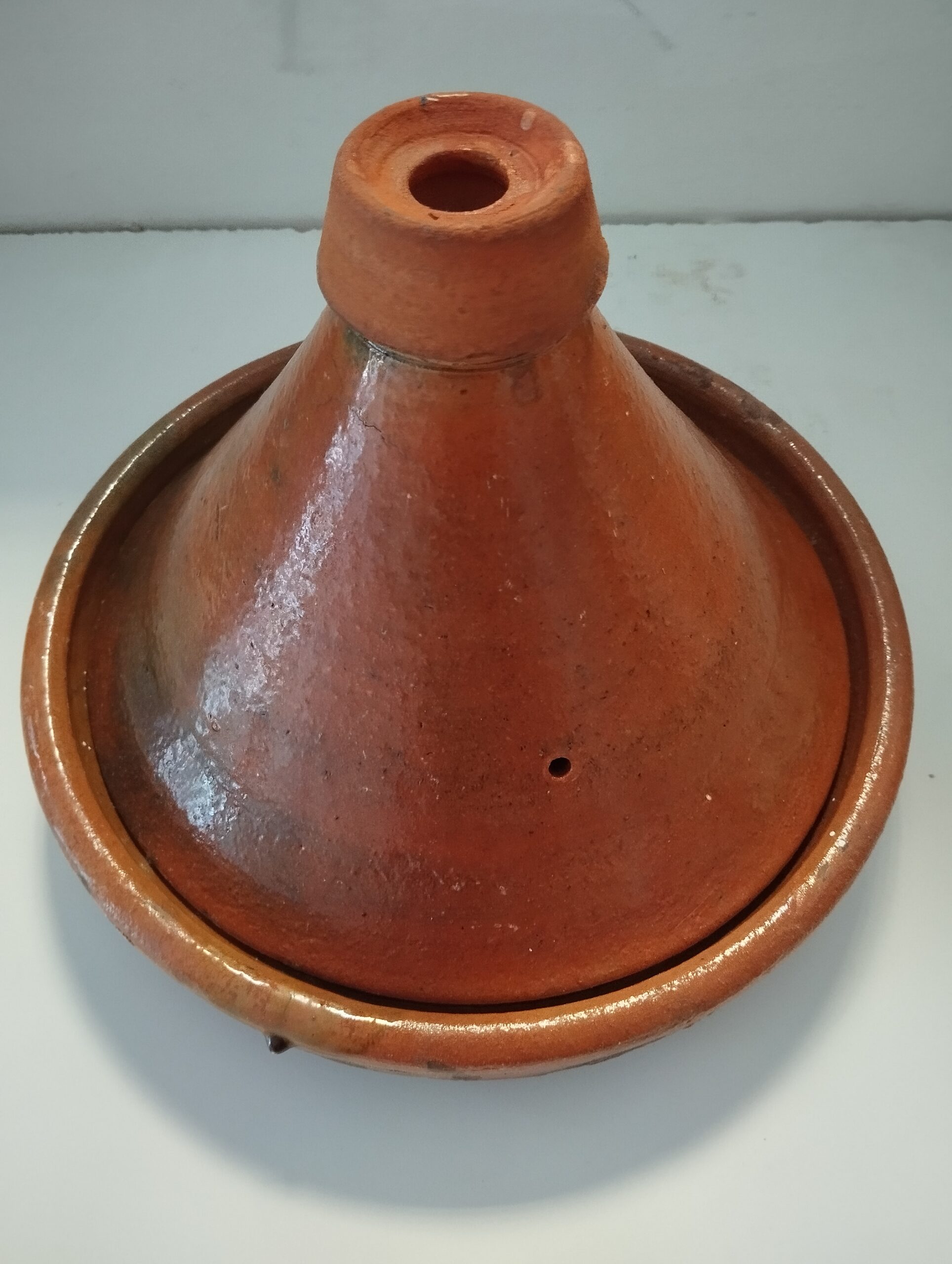 tajine marocchina in terracotta