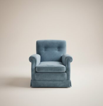 Poltrona vintage rivestita e Foderata