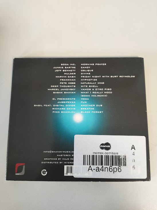CD della Compilation Elettronica "Bar 1 Spring 03" Pubblicata nel 2003