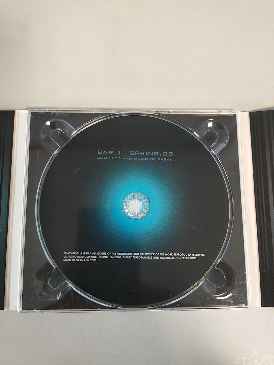 CD della Compilation Elettronica "Bar 1 Spring 03" Pubblicata nel 2003