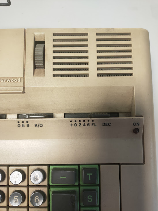 Calcolatrice Elettronica Modello Underwood 410 Vintage Anni '70
