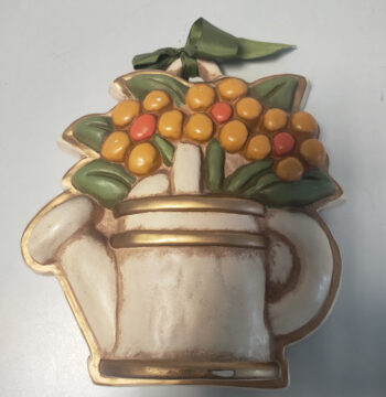 Ceramica Parete della Thun a Forma di Annaffiatoio con Fiori Vintage Anni 2000