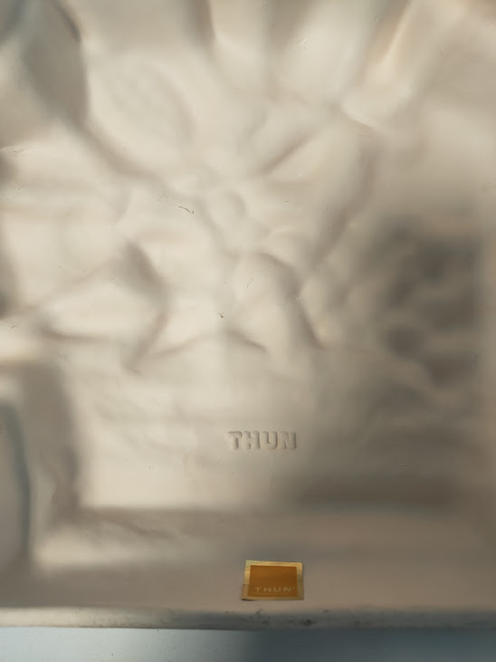 Ceramica da Parete della THUN Decorativa Raffigurante un Cesto di Frutta Anni 2000