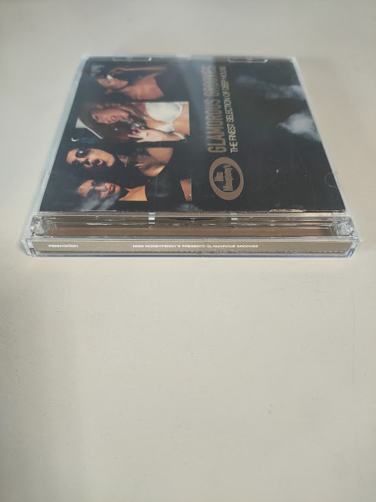 Cofanetto Doppio CD "Miss Moneypenny's Glamorous Grooves 2001