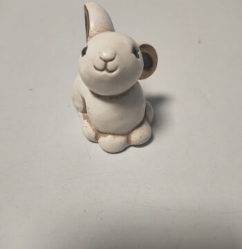 Coniglietto in Ceramica Bianca della THUN Vintage Anni '90