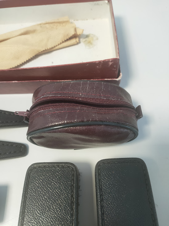 Kit per la pulizia delle scarpe da viaggio vintage Anni '60