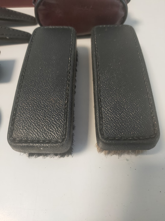 Kit per la pulizia delle scarpe da viaggio vintage Anni '60