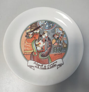 Piatto in Ceramica "Desimone Autogrill" Figurante la Scuola Di Galileo Limena