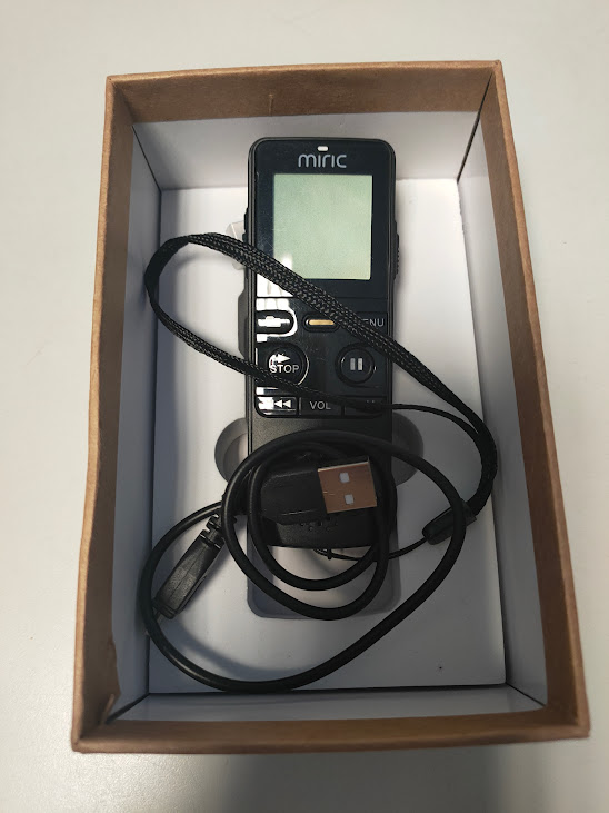 Registratore Vocale Digitale Portatile 8 GB della Marca Miric 2020