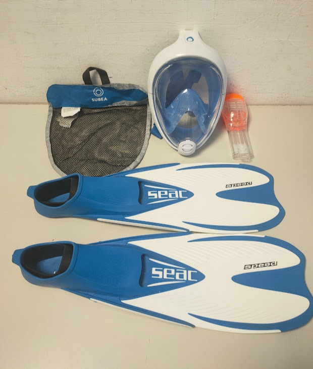 Set da Snorkeling e Nuoto che Include Attrezzatura Mista per Attività Acquatiche 2022