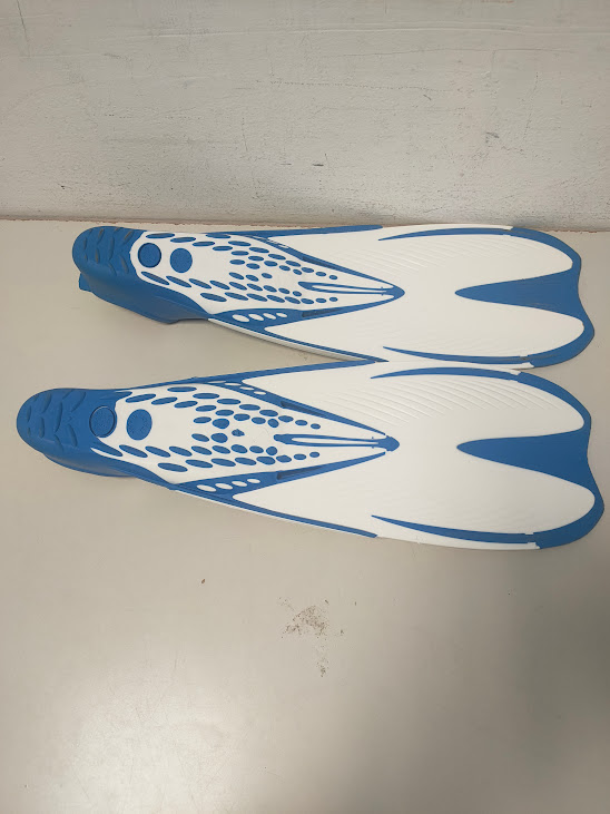 Set da Snorkeling e Nuoto che Include Attrezzatura Mista per Attività Acquatiche 2022