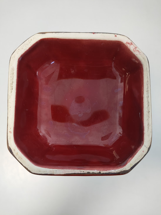 Vaso in Ceramica Bordeaux con Base Squadrata con Dettagli Dorati Vintage Anni ' 70